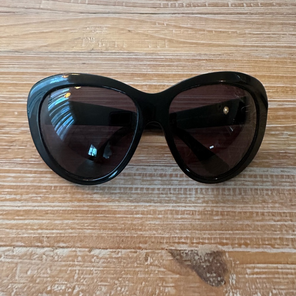 Yves Saint-Laurent YSL sunglasses